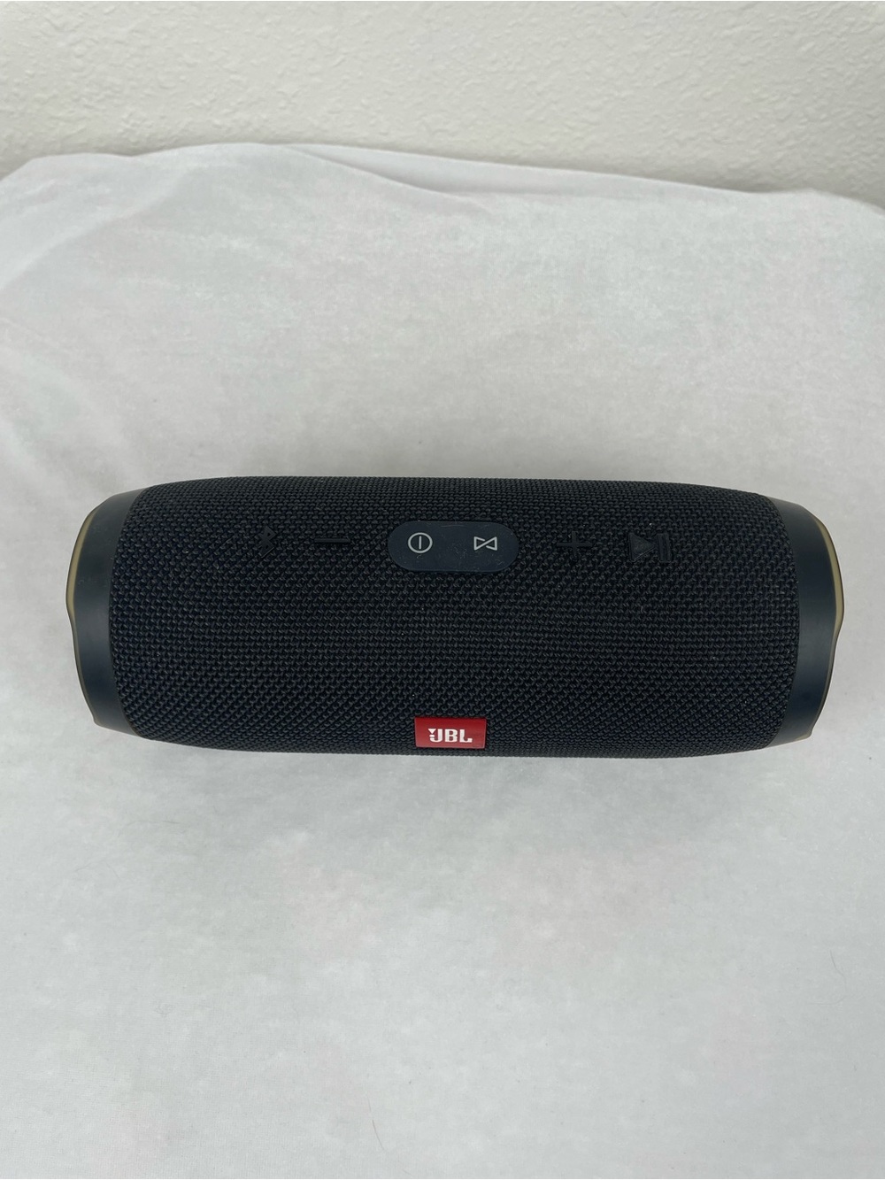 JBL Charge 4 without charging cable excellent condition